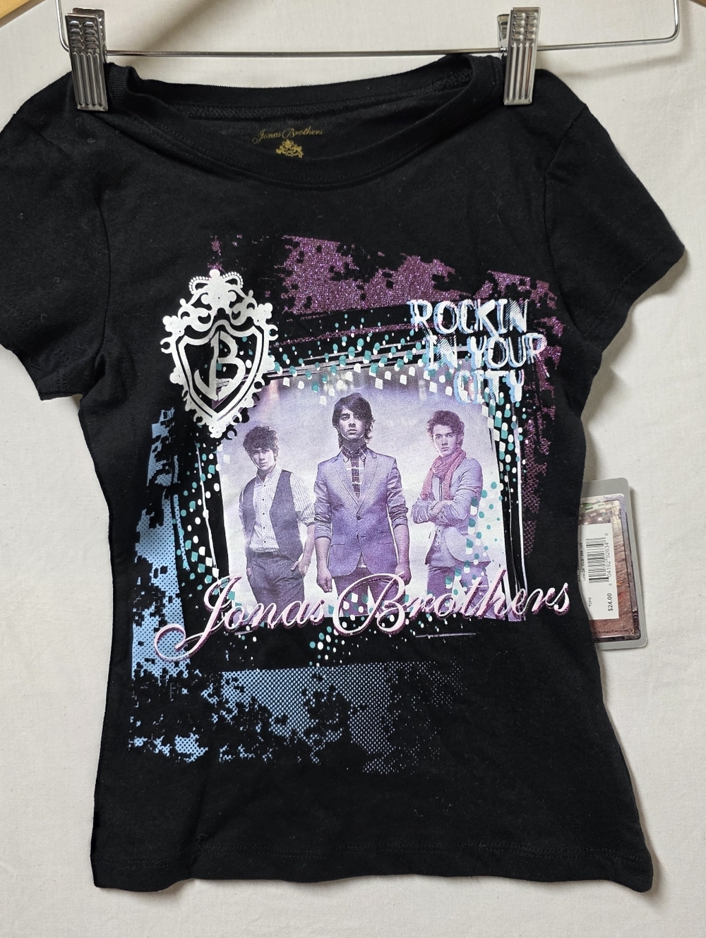GIRLS JONAS BROTHERS BLACK CREW NECK CONCERT TEE SIZE SMALL 7/8